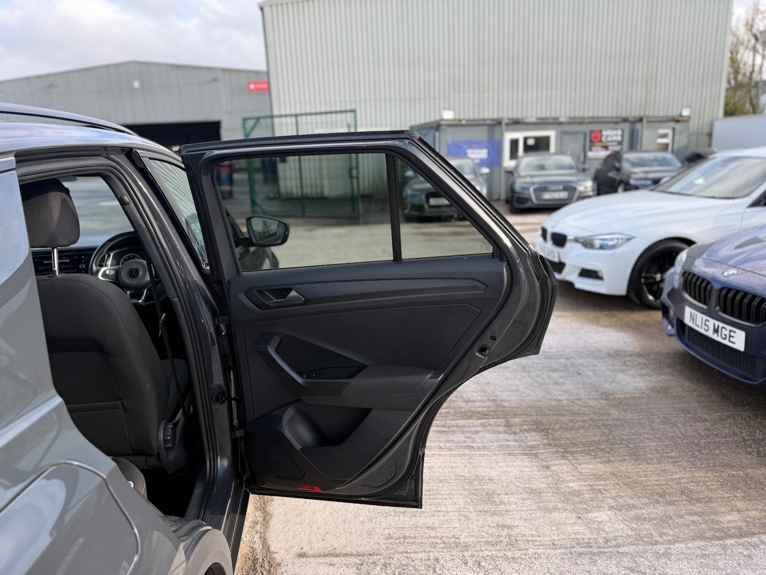 Used Volkswagen T-Roc for sale - 78213362: Photo 51