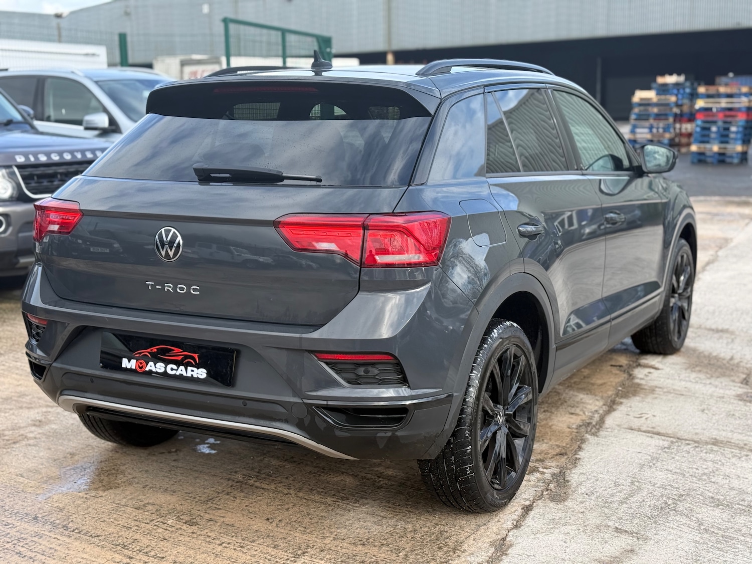 Used Volkswagen T-Roc for sale - 78213362: Photo 8