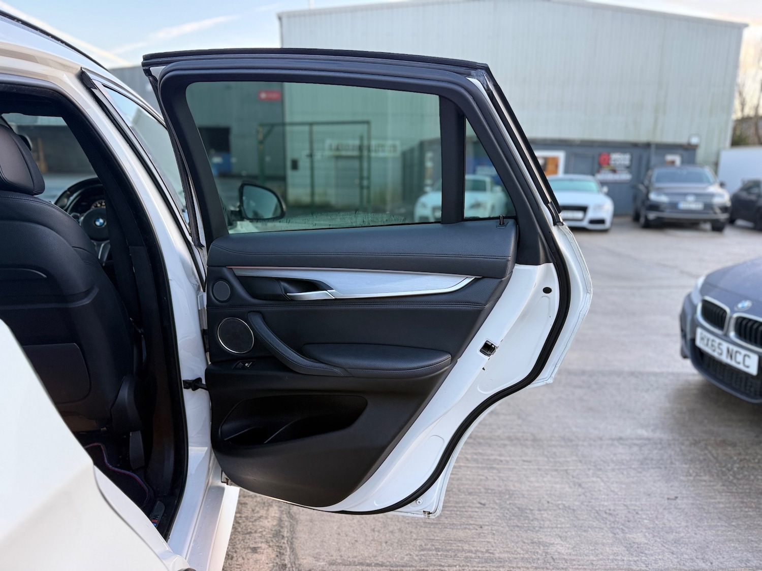 Used BMW X6 2015 for sale - 76922682: Photo 54