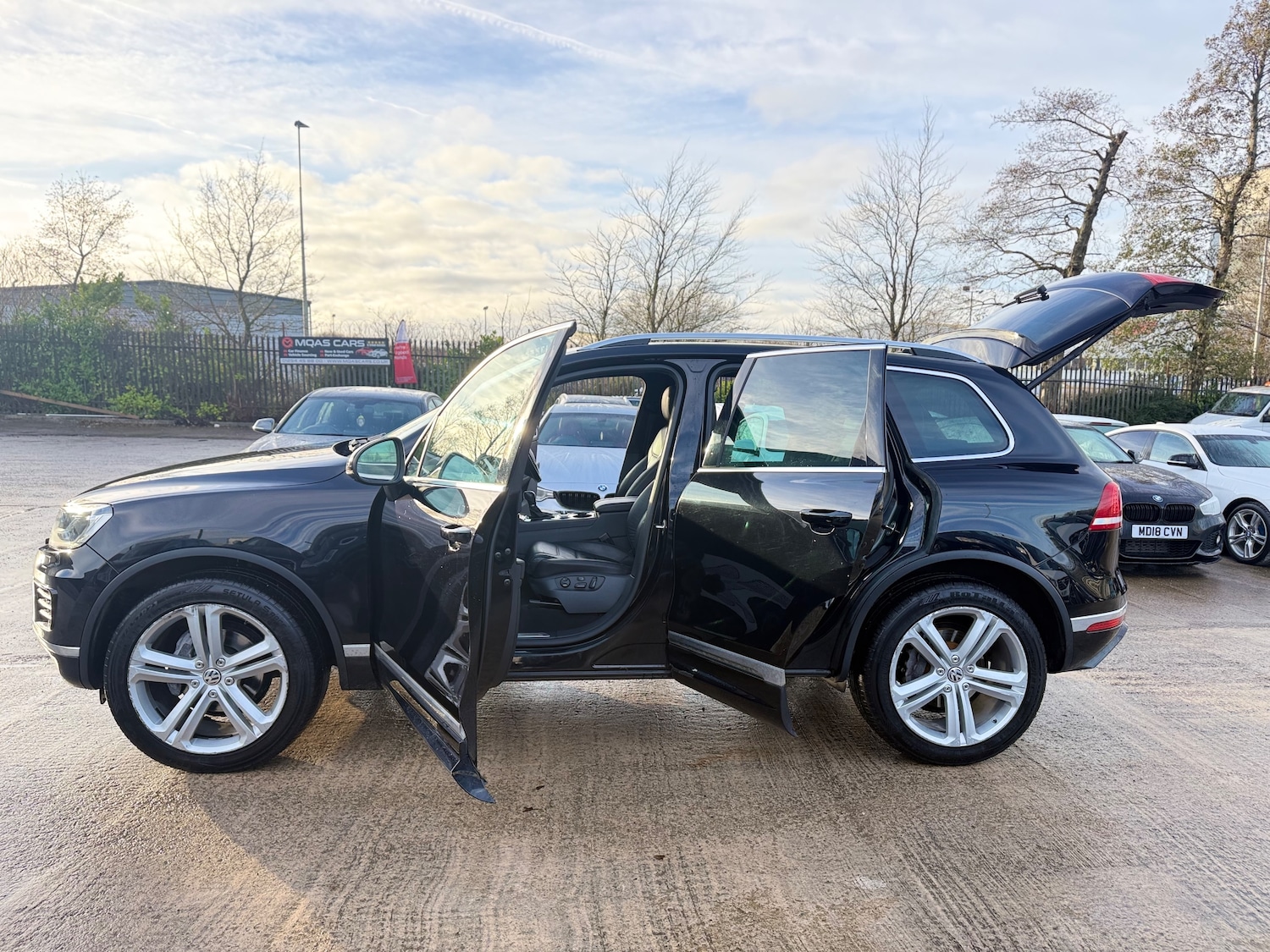 Used Volkswagen Touareg 2016 for sale - 76934267: Photo 15