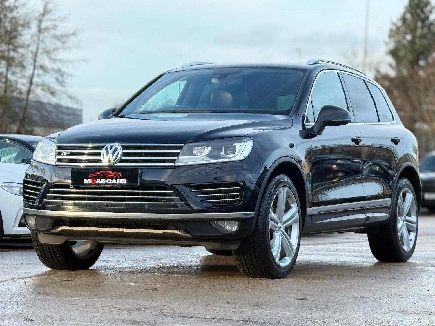 Used Volkswagen Touareg 2016 for sale - 76934267: Photo 2