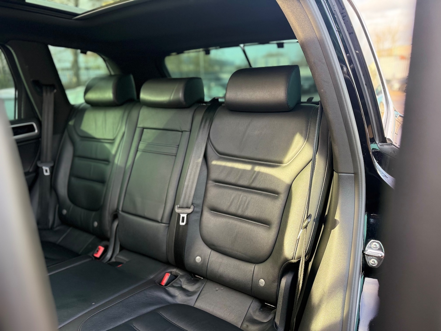 Used Volkswagen Touareg 2016 for sale - 76934267: Photo 33