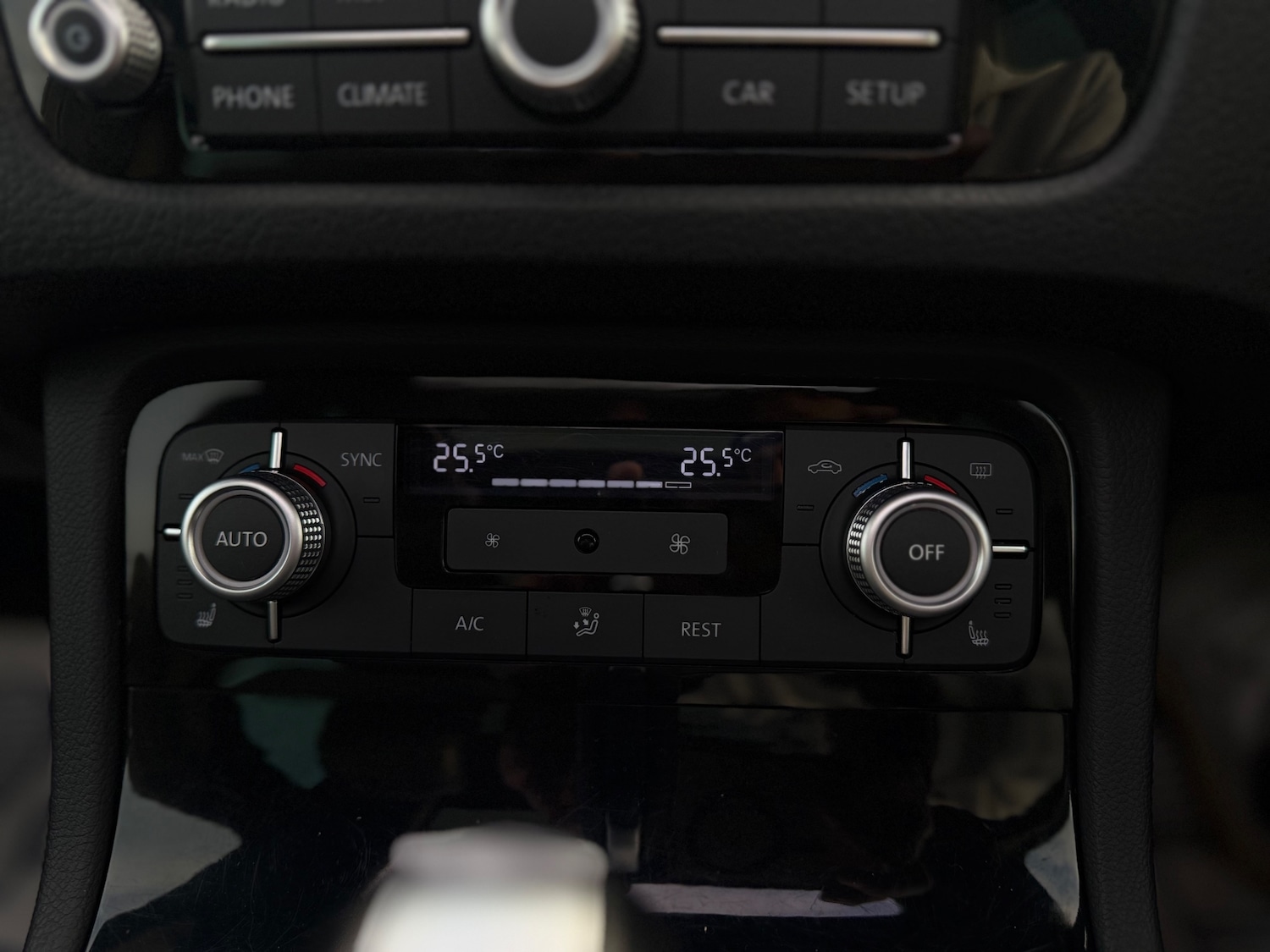 Used Volkswagen Touareg 2016 for sale - 76934267: Photo 51