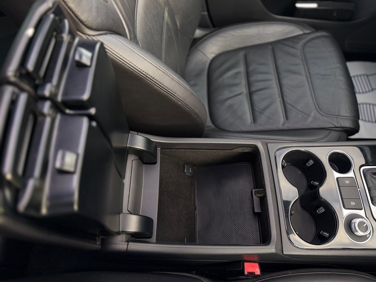 Used Volkswagen Touareg 2016 for sale - 76934267: Photo 55