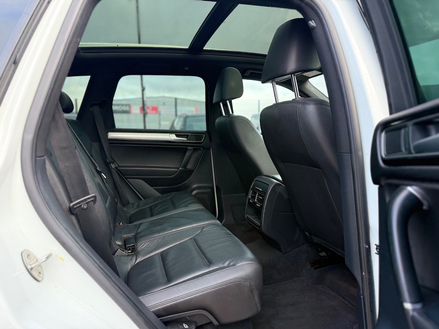 Used Volkswagen Touareg for sale - 77394200: Photo 29