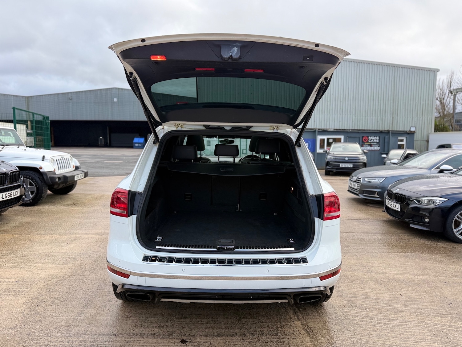 Used Volkswagen Touareg for sale - 77394200: Photo 34