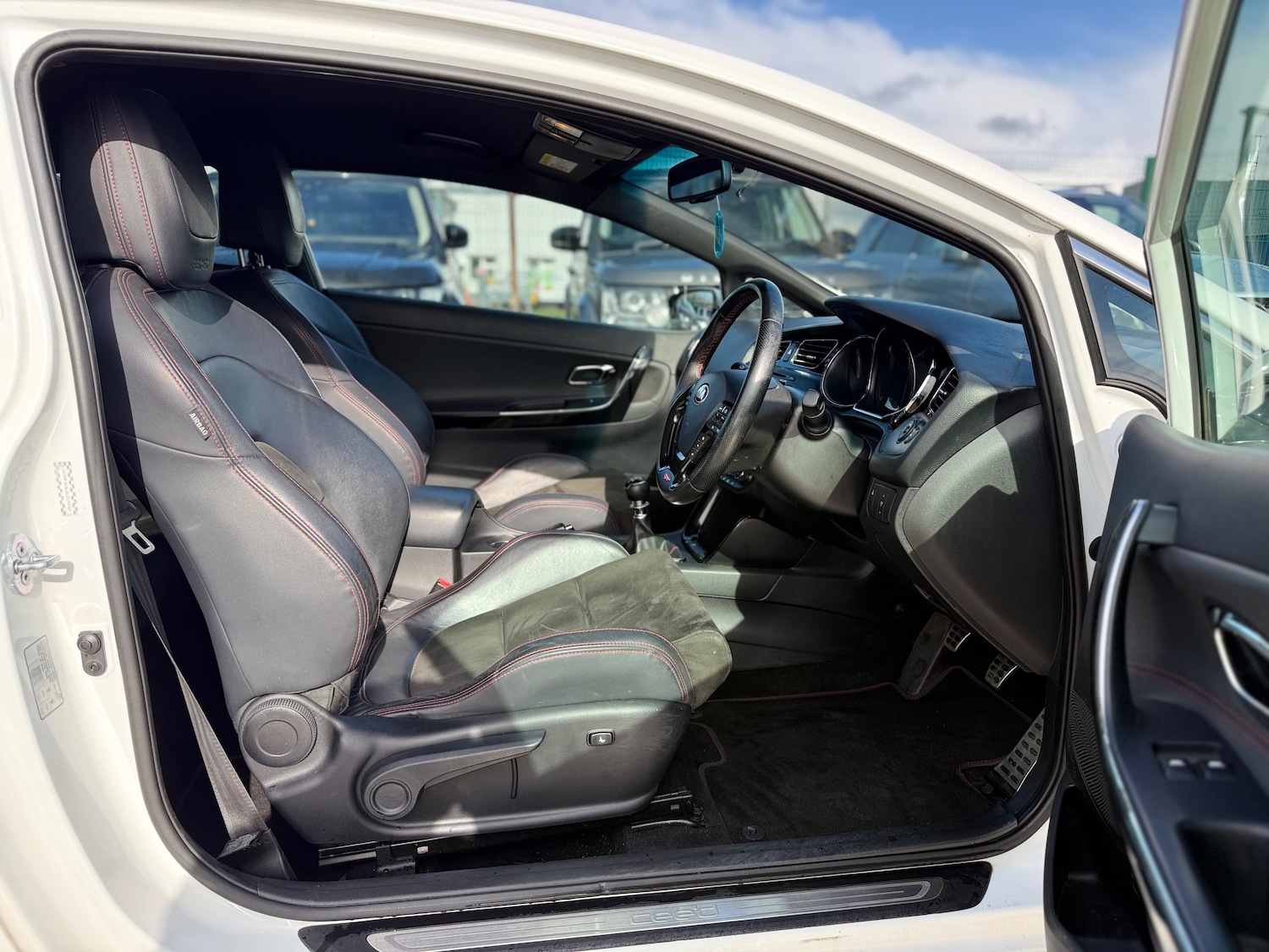 Used Kia Pro Ceed for sale - 78213360: Photo 20