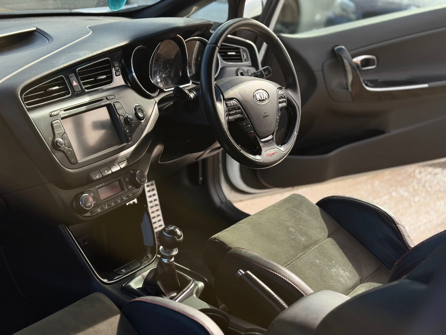 Used Kia Pro Ceed for sale - 78213360: Photo 4