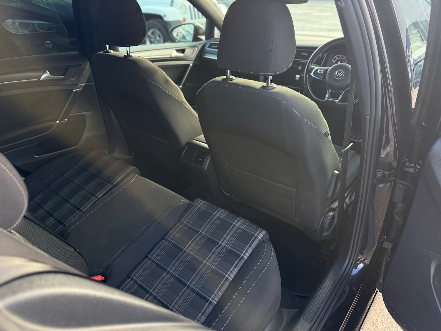 Used Volkswagen Golf 2017 for sale - 77378259: Photo 24