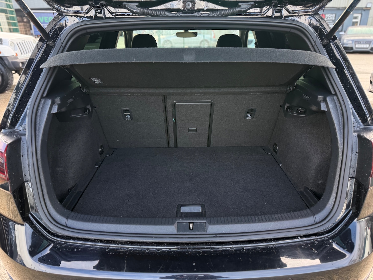 Used Volkswagen Golf 2017 for sale - 77378259: Photo 32