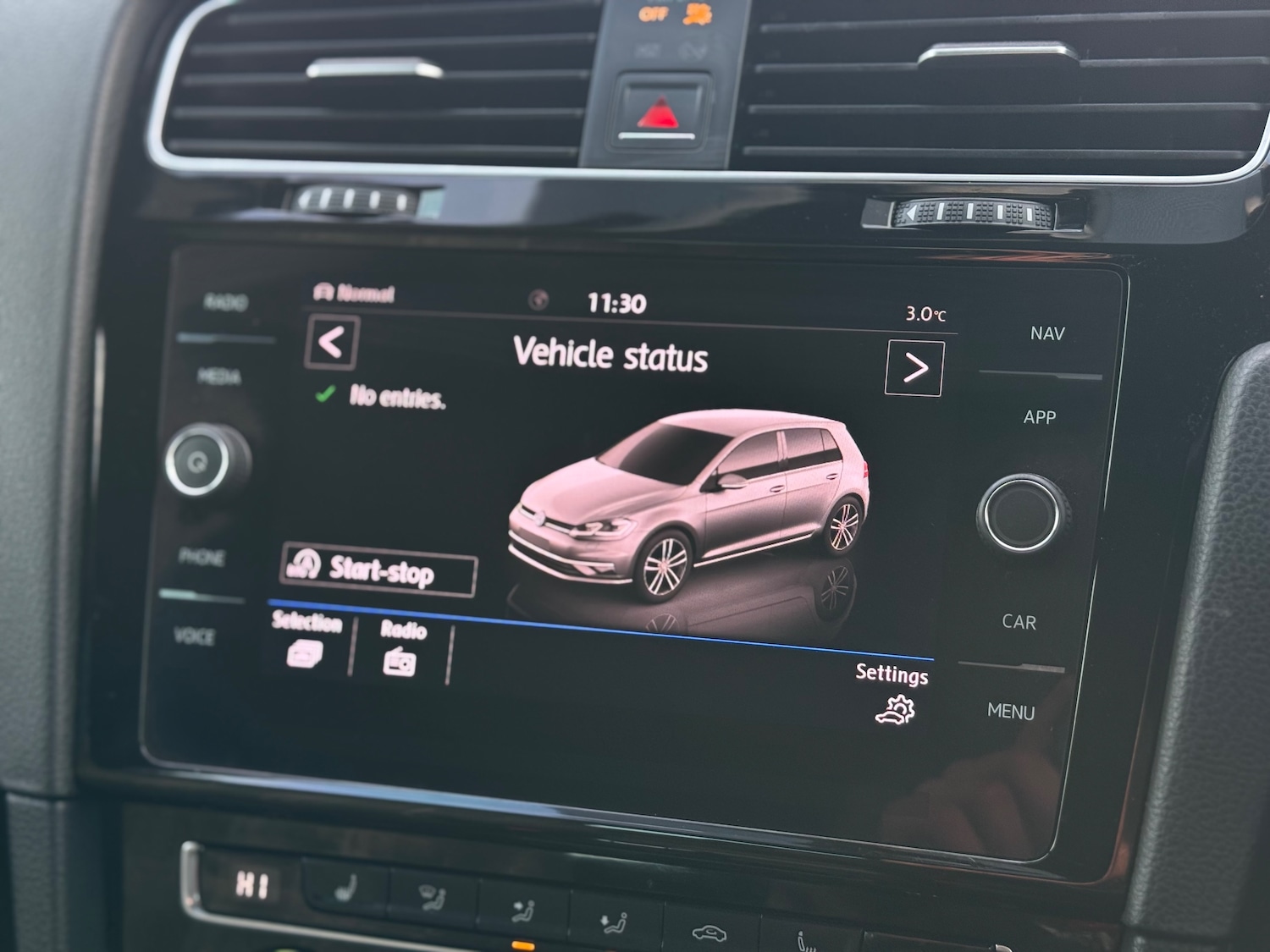 Used Volkswagen Golf 2017 for sale - 77378259: Photo 44