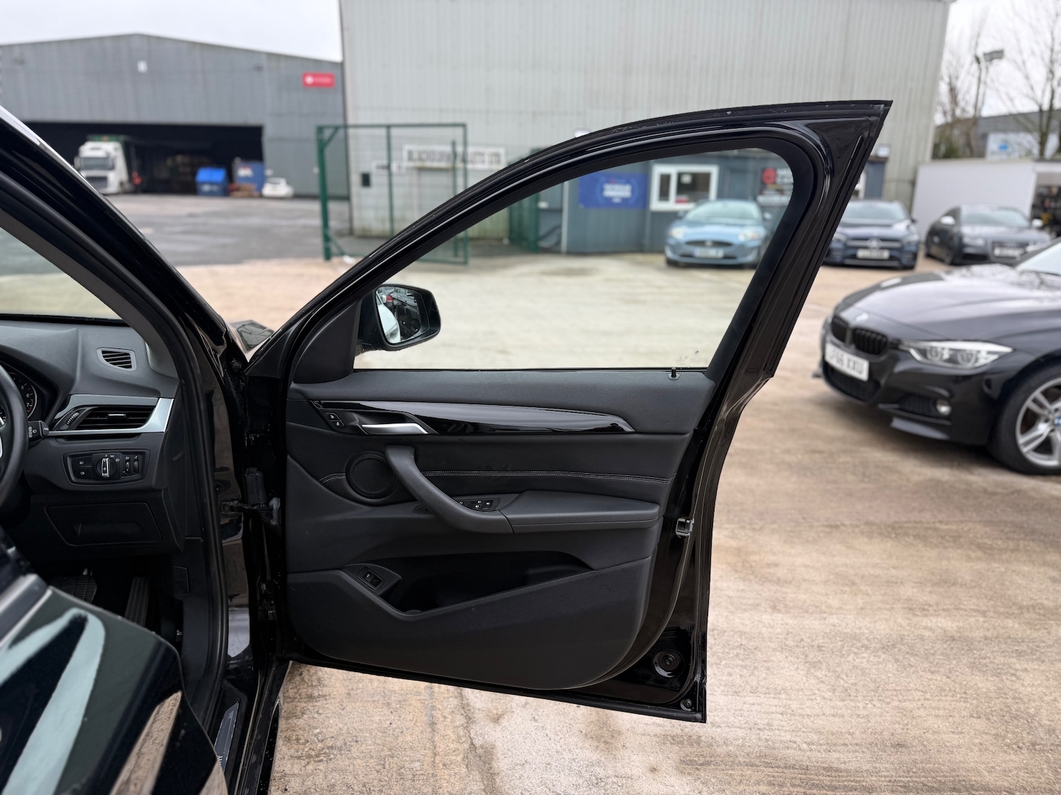 Used BMW X1 2017 for sale - 77791698: Photo 59