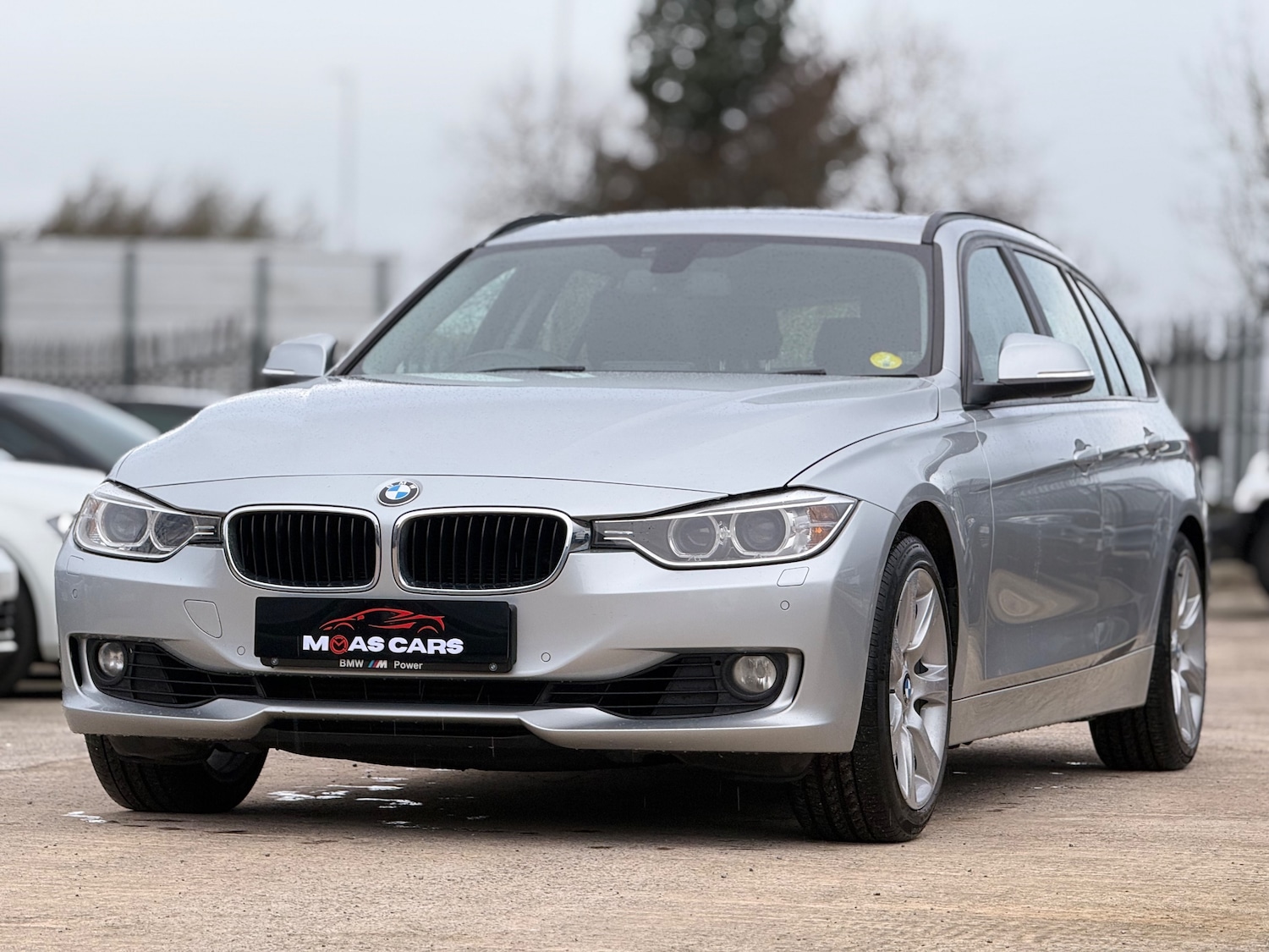 Used BMW 3 Series 2013 for sale - 77692045: Photo 2