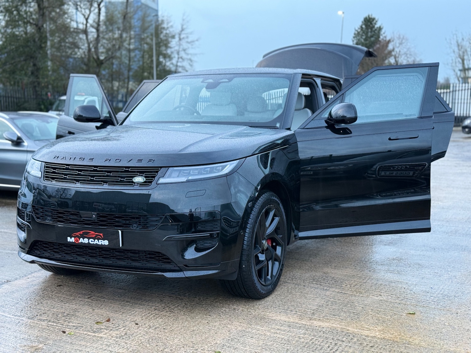 Used Land Rover Range Rover Sport 2025 for sale - 76863058: Photo 12