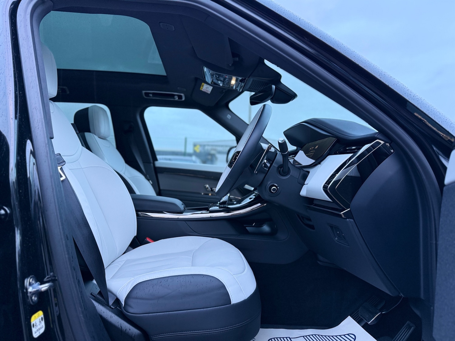 Used Land Rover Range Rover Sport 2025 for sale - 76863058: Photo 20