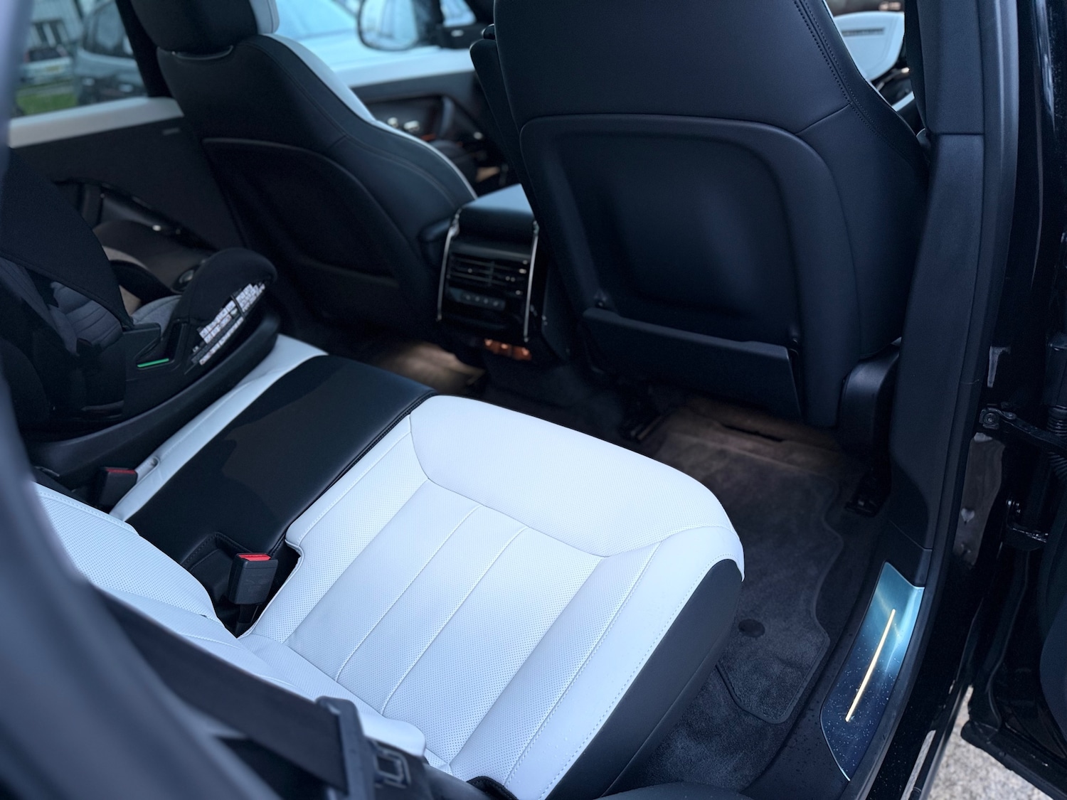 Used Land Rover Range Rover Sport 2025 for sale - 76863058: Photo 25