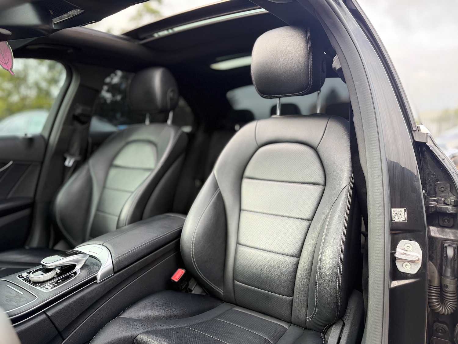 Used Mercedes-Benz C-Class 2016 for sale - 76174157: Photo 34