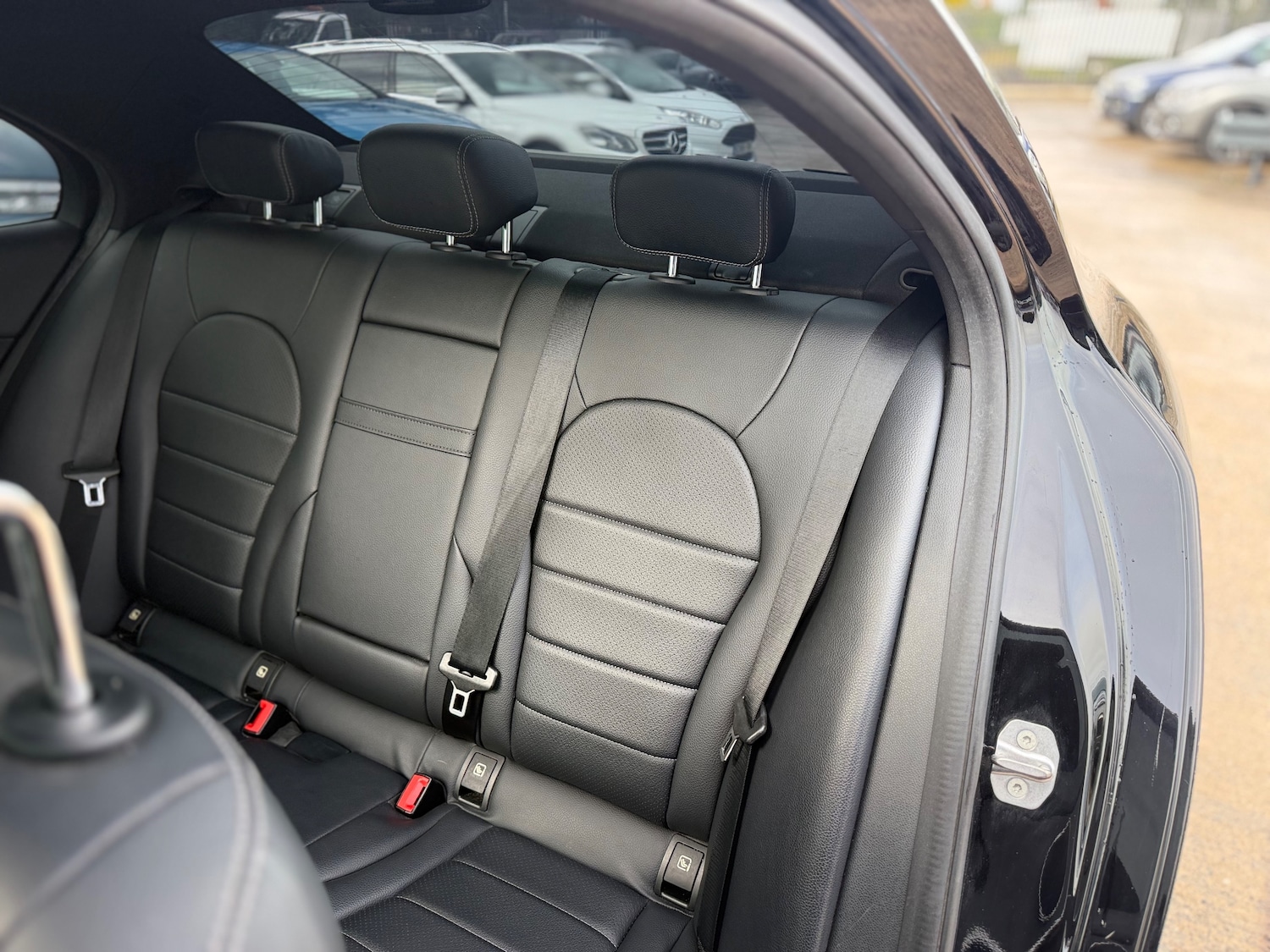 Used Mercedes-Benz C-Class 2016 for sale - 76174157: Photo 44