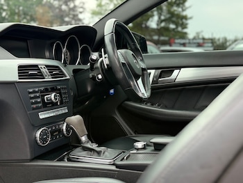 Used Mercedes-Benz C Class 2014 for sale - 79400645: Photo