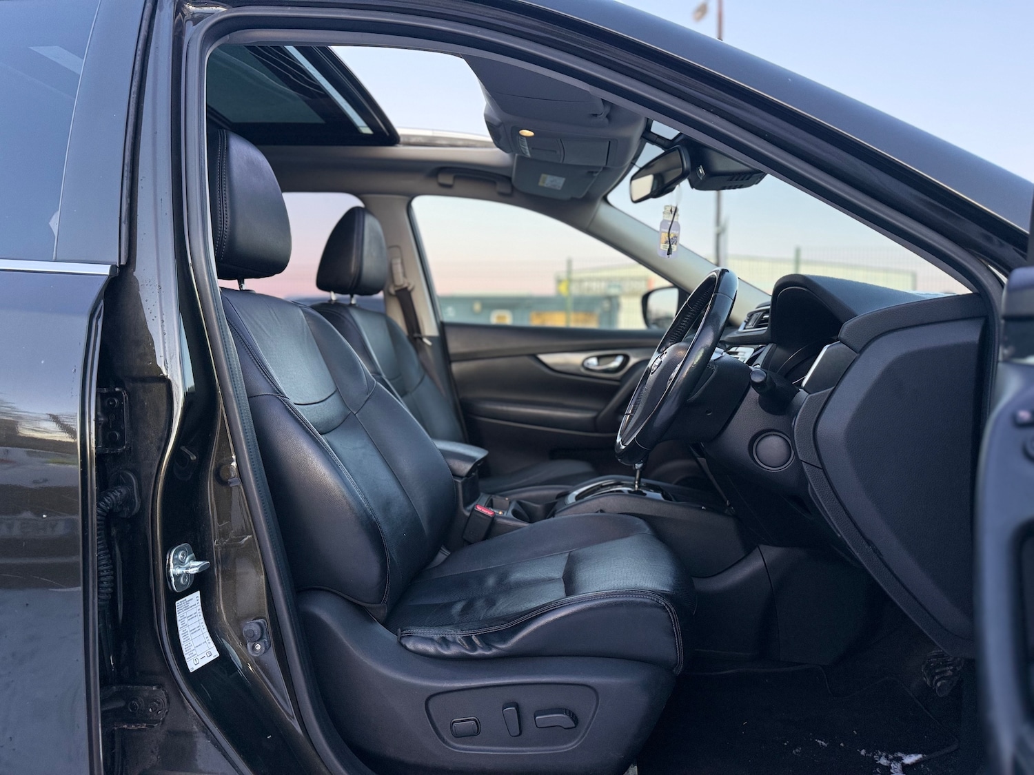 Used Nissan X-Trail 2015 for sale - 77092814: Photo 21