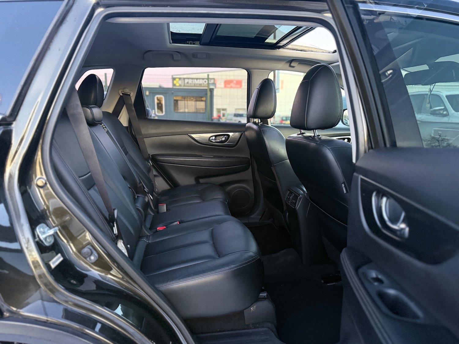 Used Nissan X-Trail 2015 for sale - 77092814: Photo 27