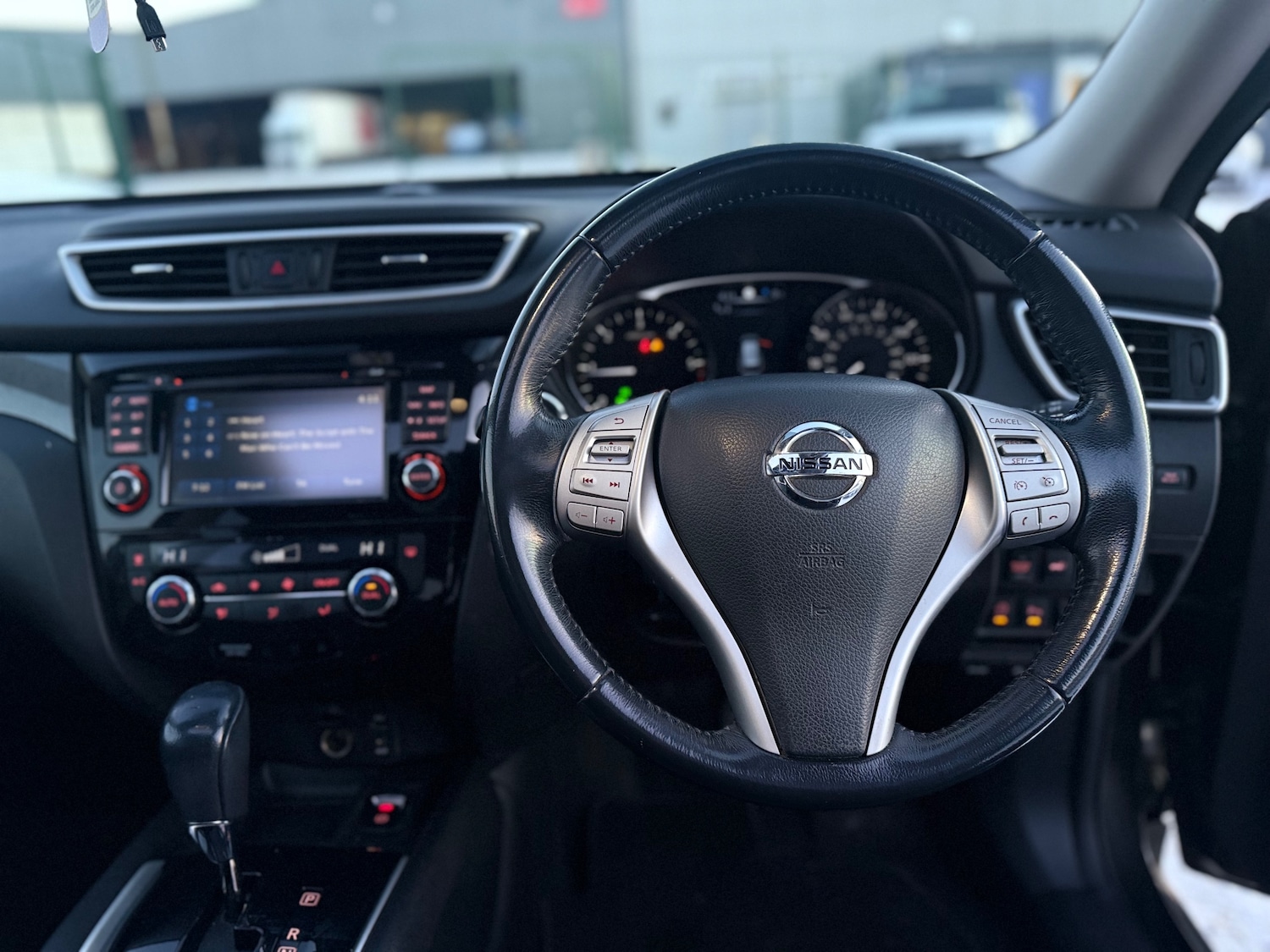 Used Nissan X-Trail 2015 for sale - 77092814: Photo 34