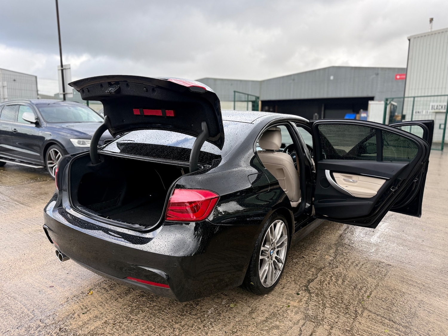 Used BMW 3 Series 2017 for sale - 76171055: Photo 16