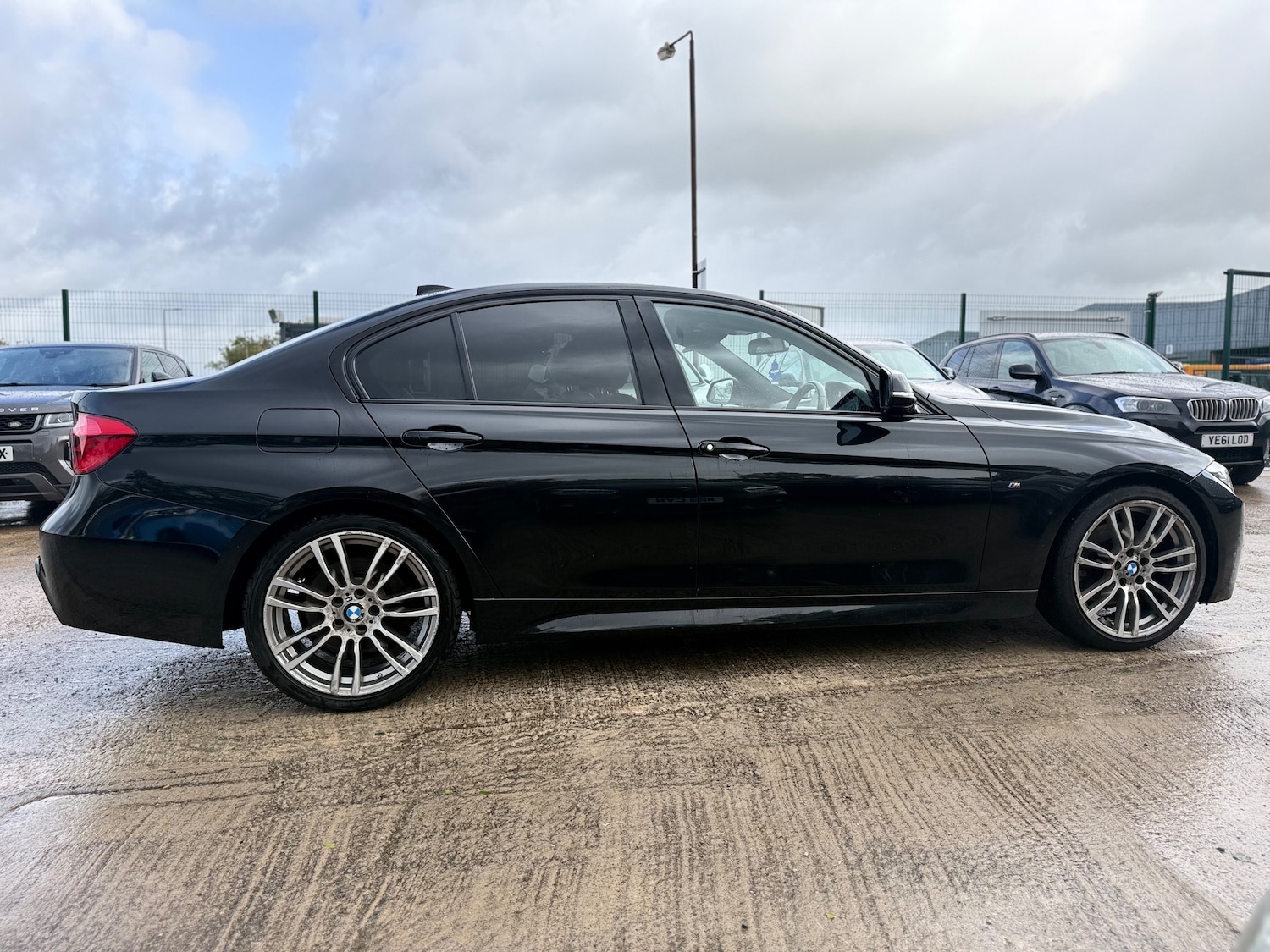 Used BMW 3 Series 2017 for sale - 76171055: Photo 9