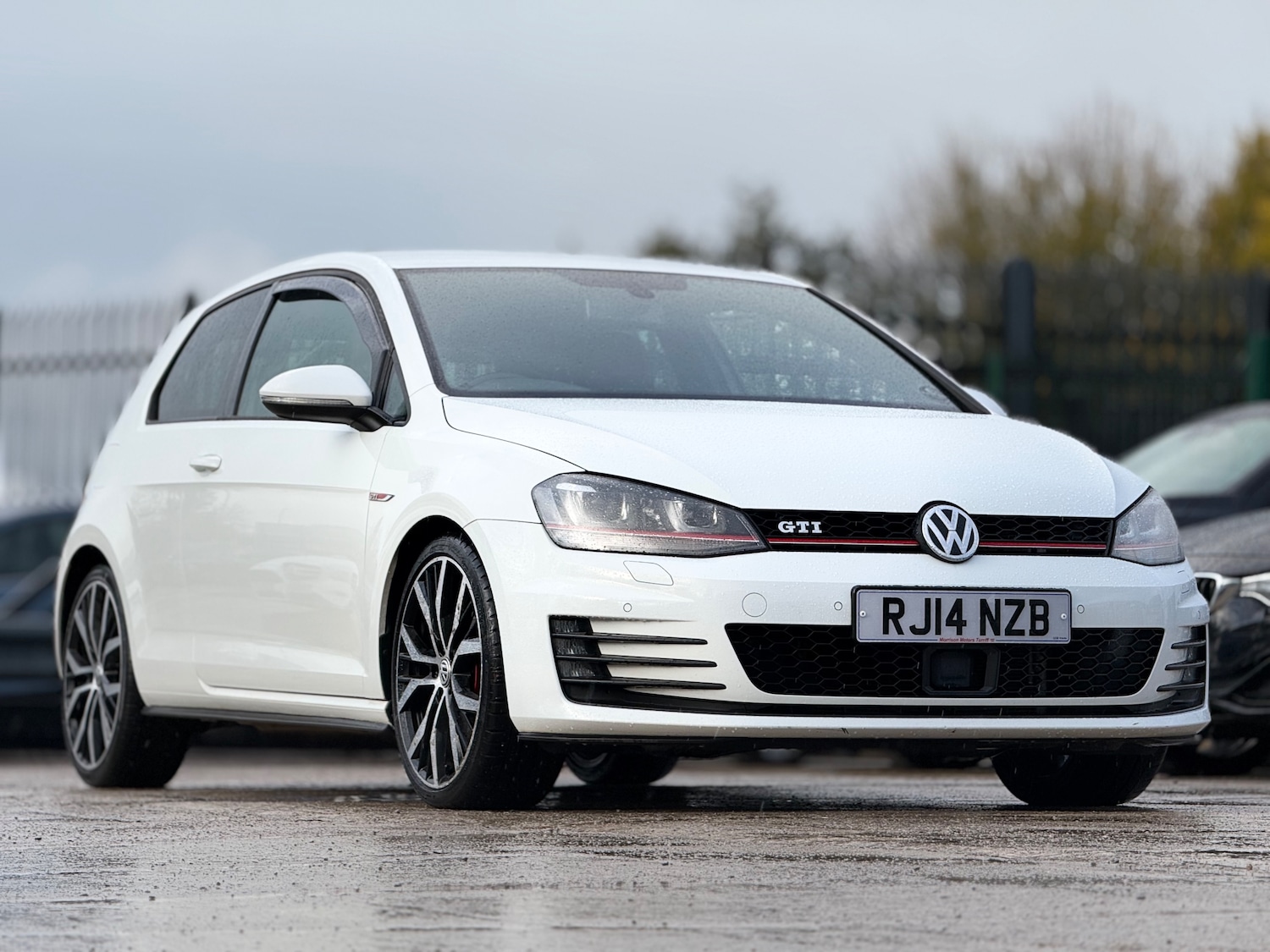 Used Volkswagen Golf 2014 for sale - 76299825: Photo 1