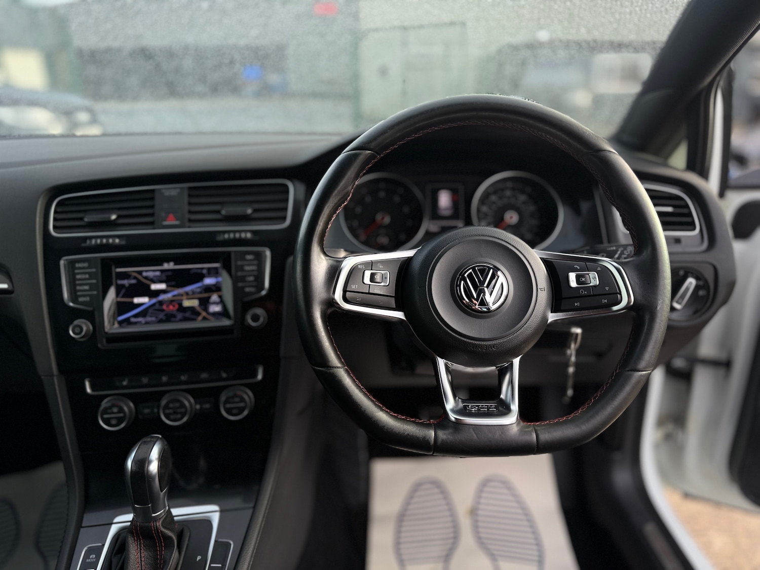 Used Volkswagen Golf 2014 for sale - 76299825: Photo 32