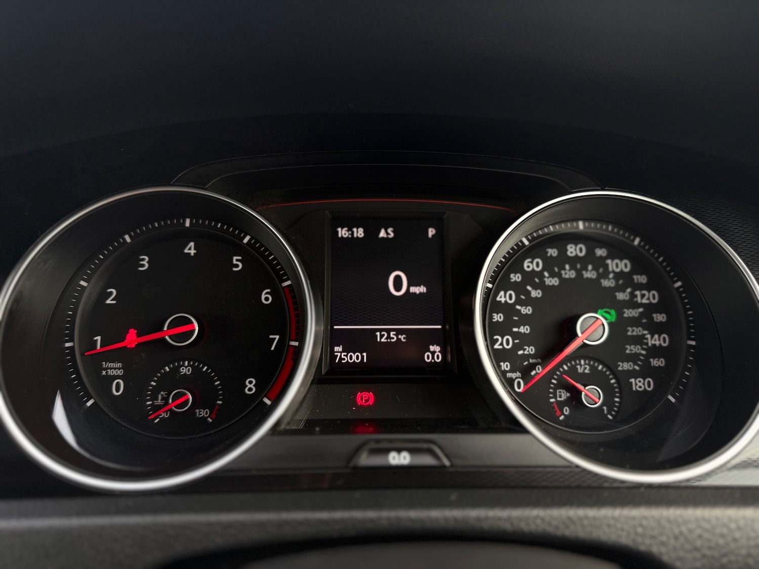 Used Volkswagen Golf 2014 for sale - 76299825: Photo 33