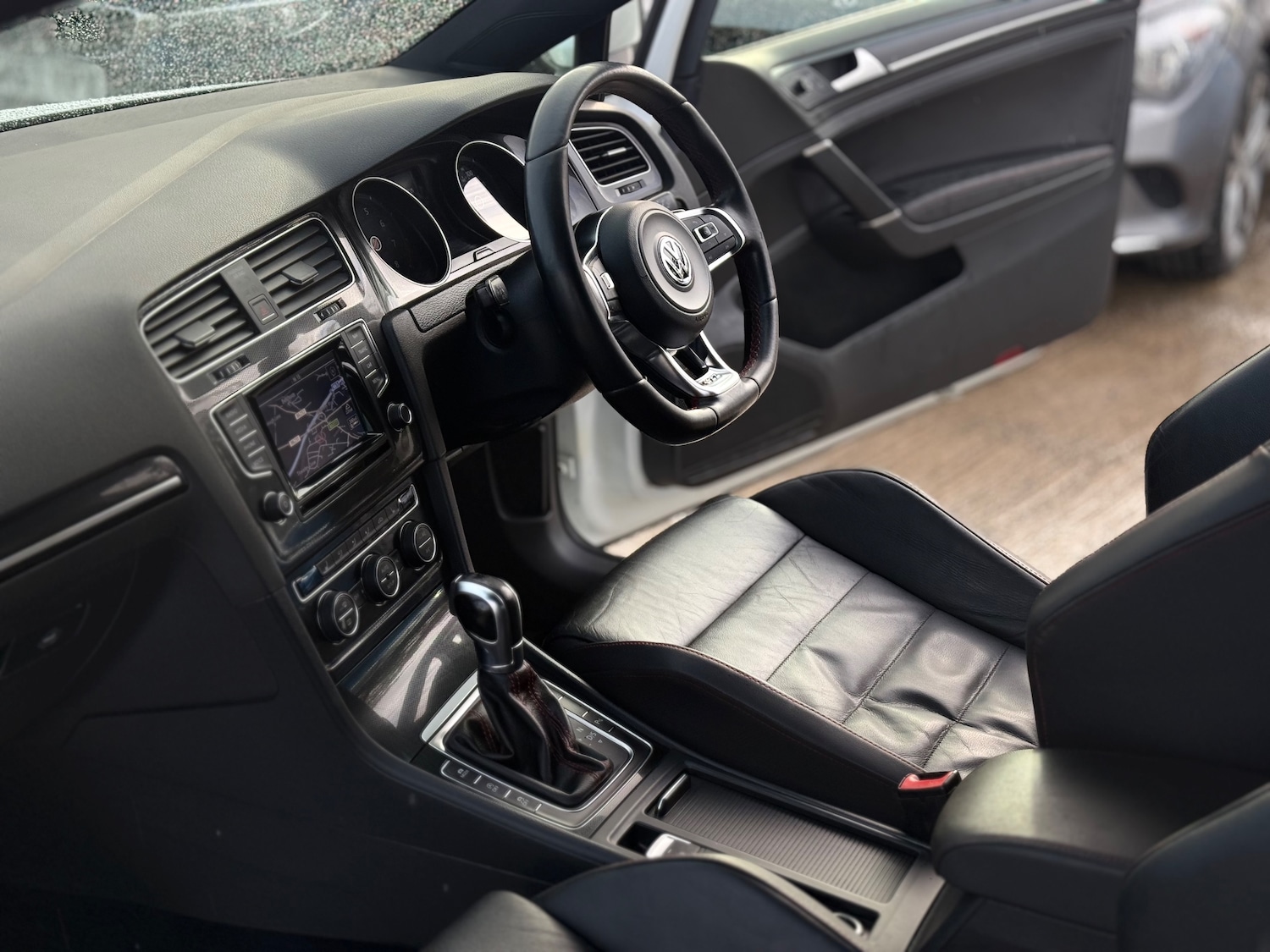 Used Volkswagen Golf 2014 for sale - 76299825: Photo 4