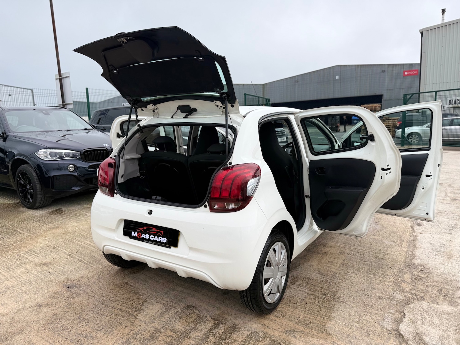 Used Peugeot 108 2016 for sale - 77506078: Photo 15