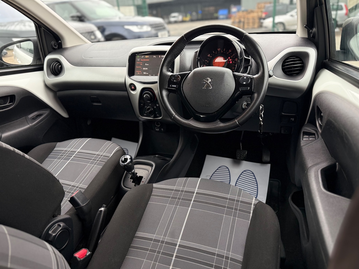 Used Peugeot 108 2016 for sale - 77506078: Photo 4