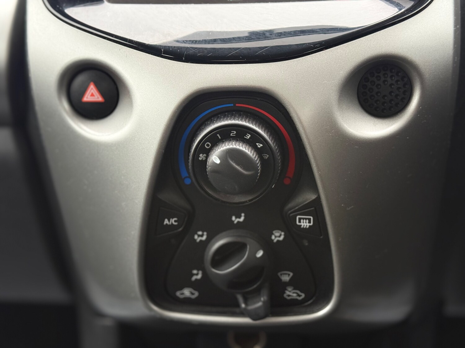 Used Peugeot 108 2016 for sale - 77506078: Photo 43