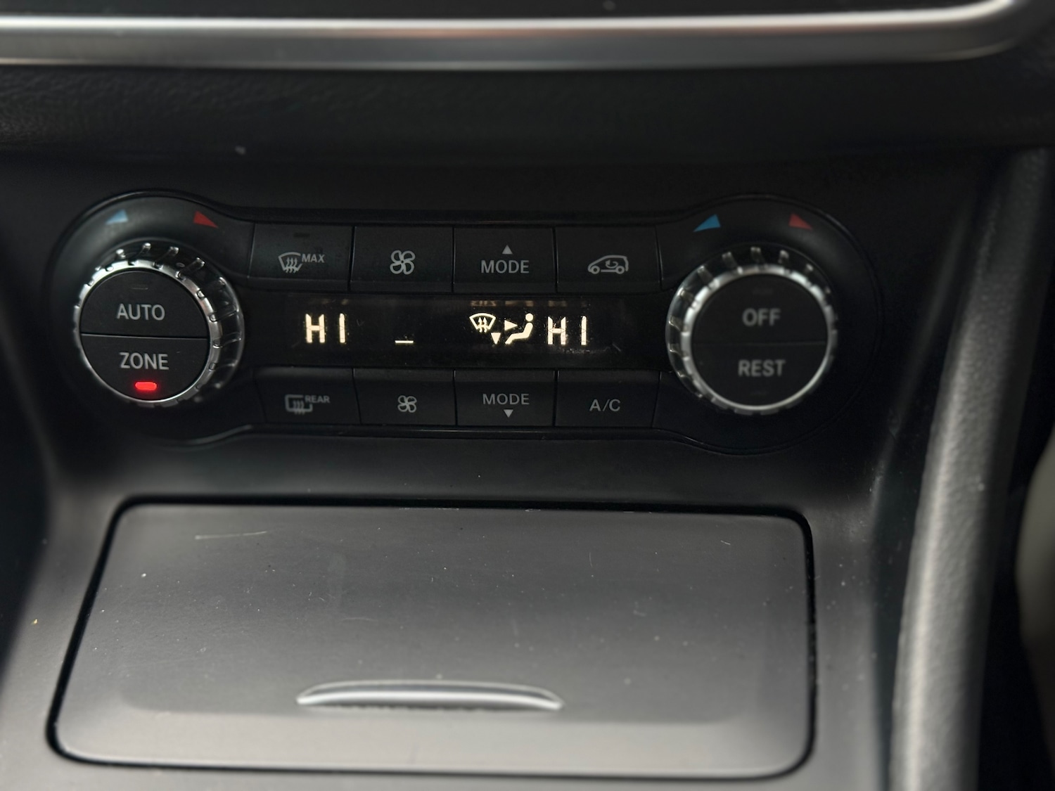 Used Mercedes-Benz CLA 2015 for sale - 76305287: Photo 44