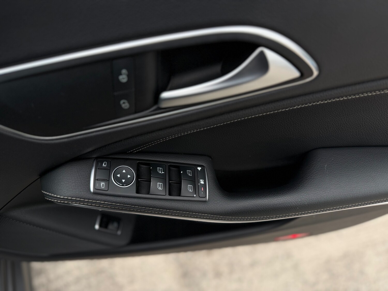 Used Mercedes-Benz CLA 2015 for sale - 76305287: Photo 51