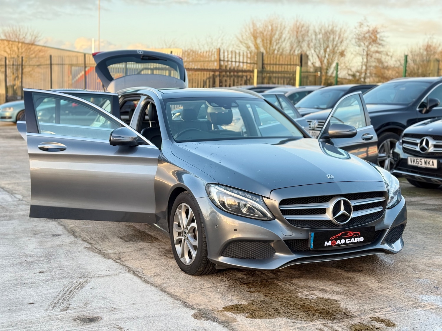 Used Mercedes-Benz C Class 2018 for sale - 76581253: Photo 12