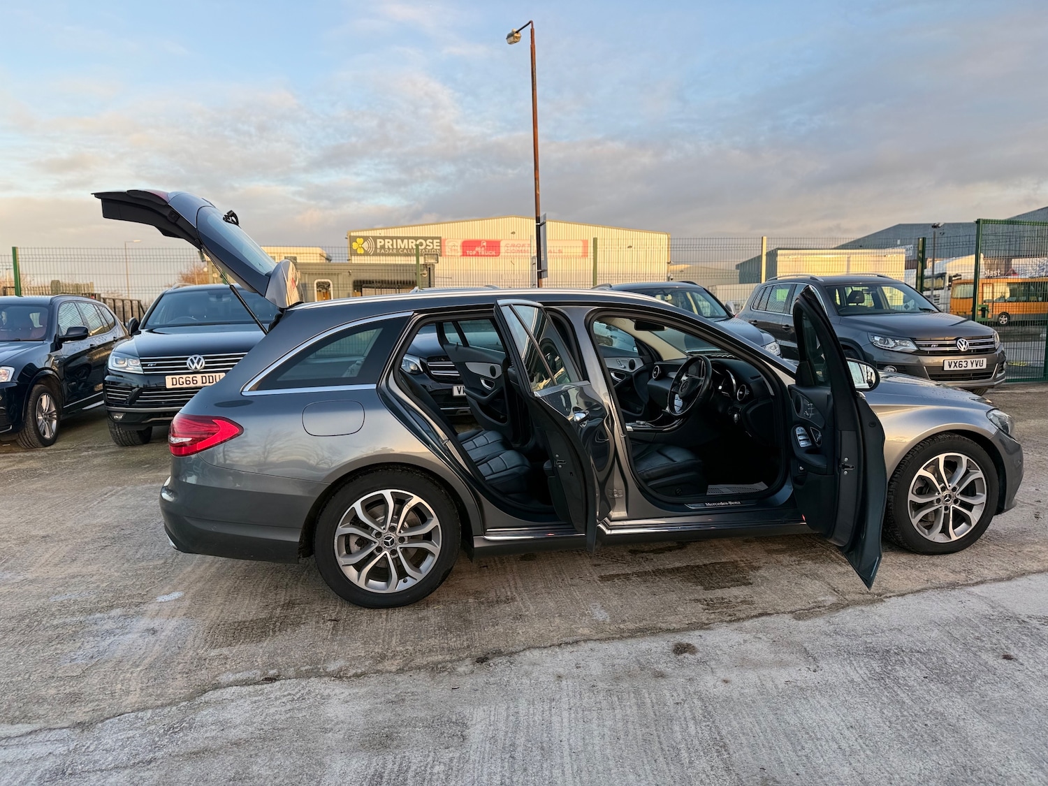 Used Mercedes-Benz C Class 2018 for sale - 76581253: Photo 19