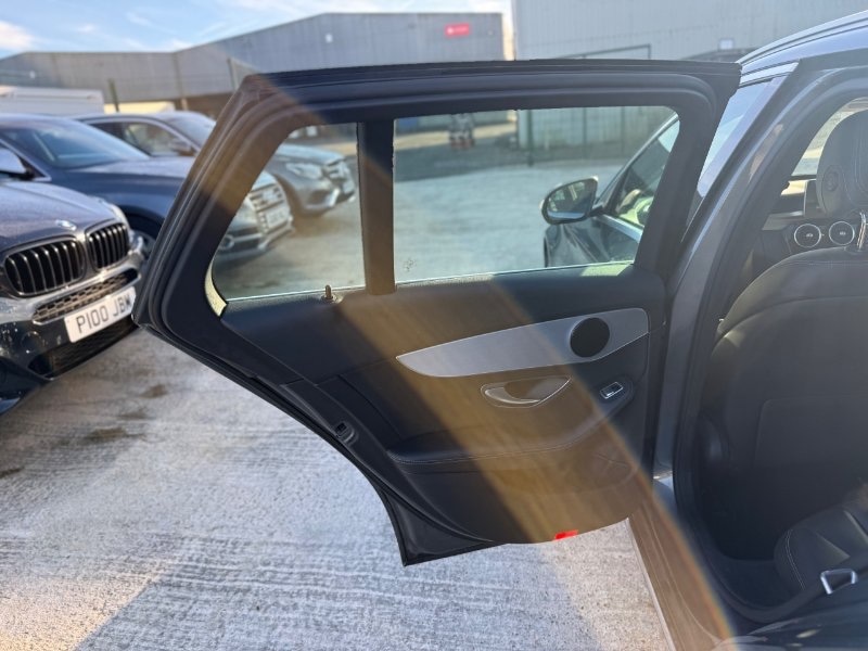 Used Mercedes-Benz C Class 2018 for sale - 76581253: Photo 56