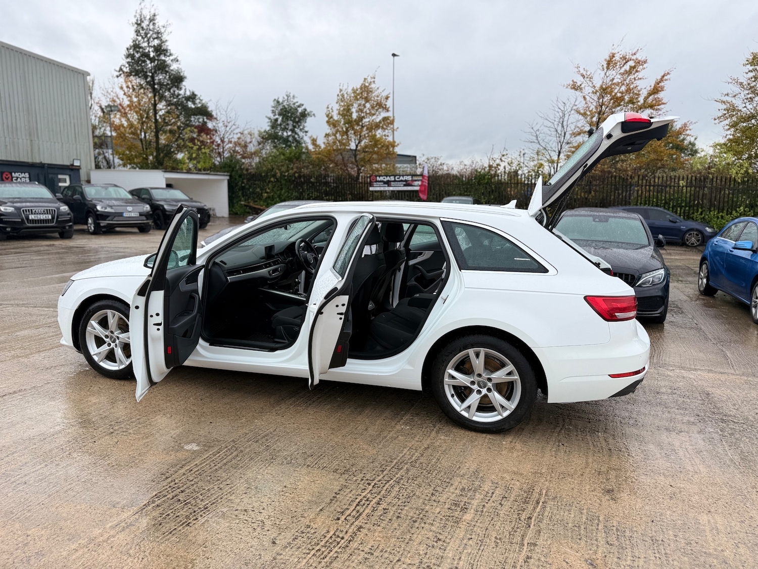 Used Audi A4 Avant 2016 for sale - 76313790: Photo 13