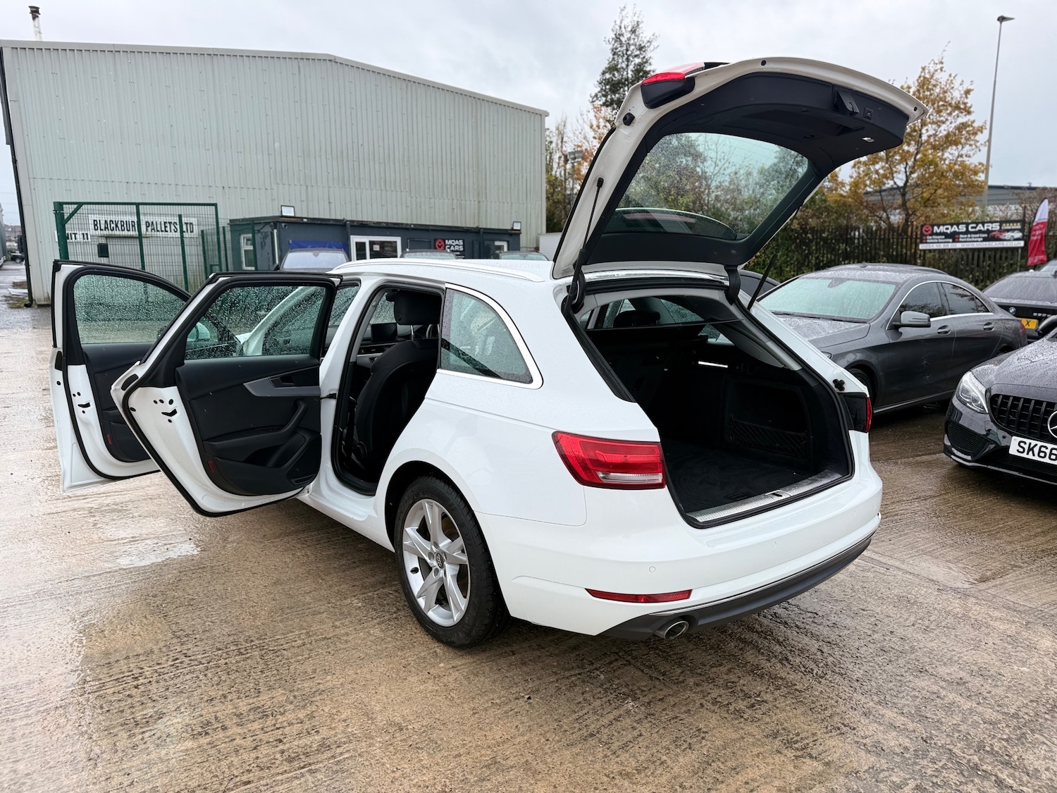 Used Audi A4 Avant 2016 for sale - 76313790: Photo 14