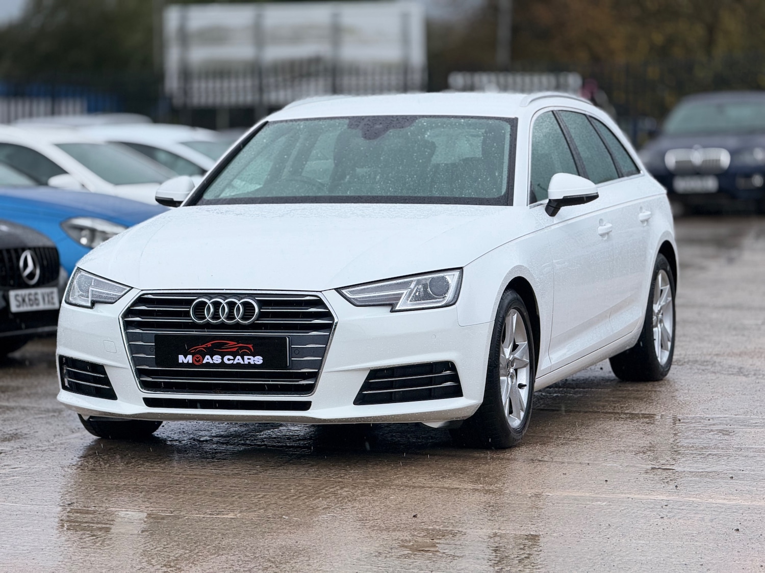 Used Audi A4 Avant 2016 for sale - 76313790: Photo 2