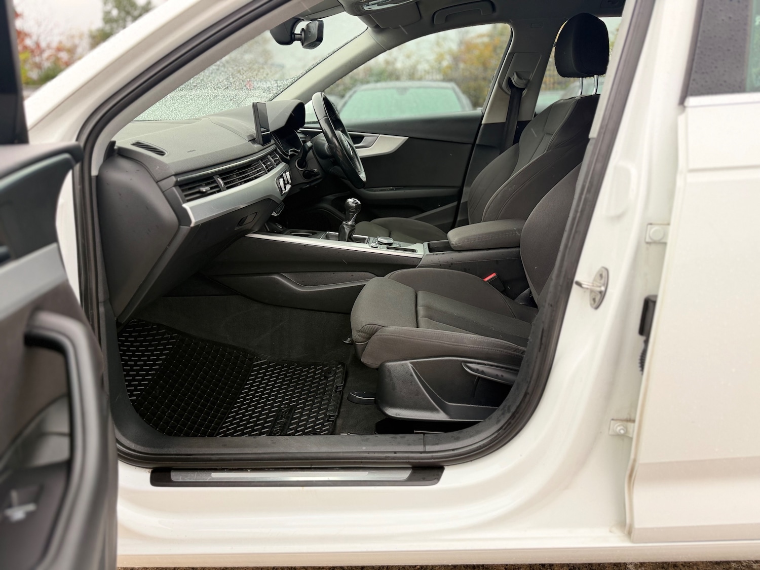 Used Audi A4 Avant 2016 for sale - 76313790: Photo 21