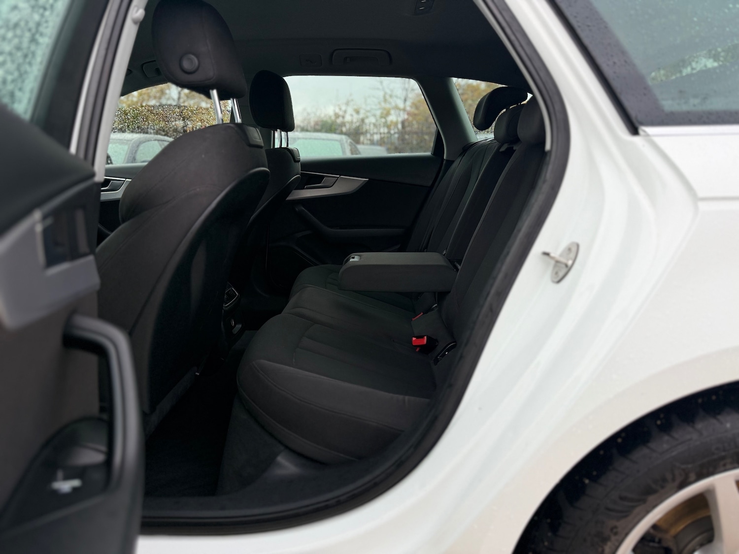 Used Audi A4 Avant 2016 for sale - 76313790: Photo 27