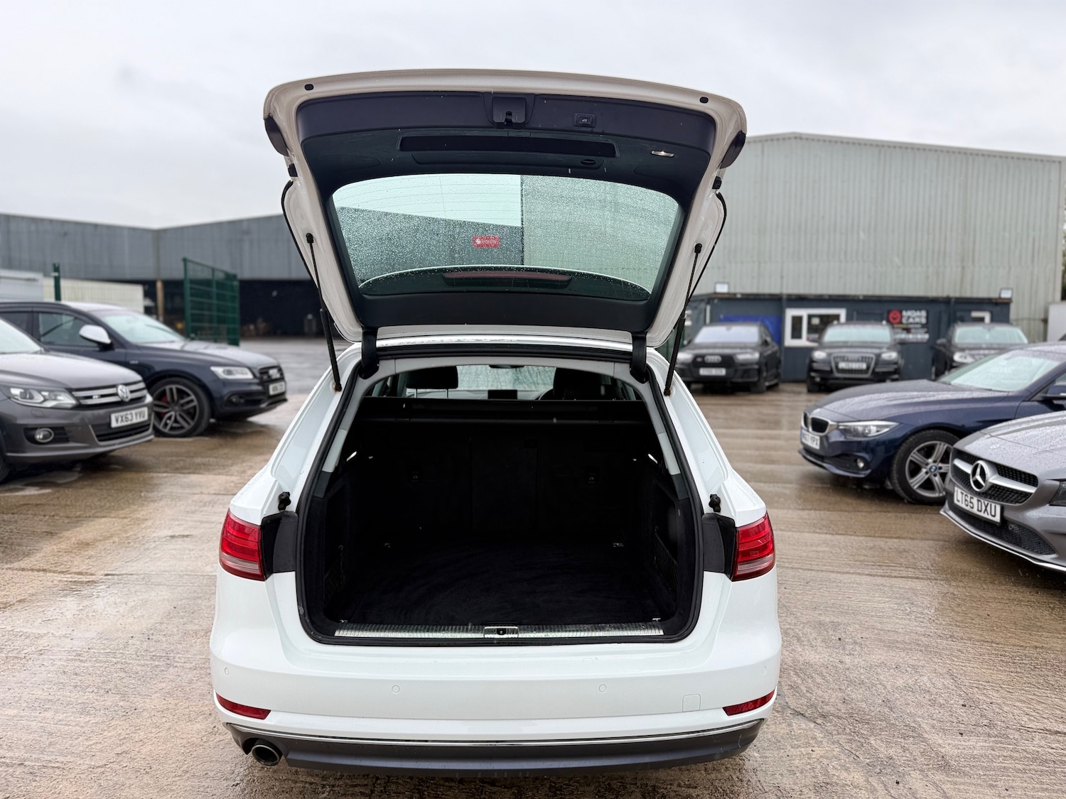 Used Audi A4 Avant 2016 for sale - 76313790: Photo 29