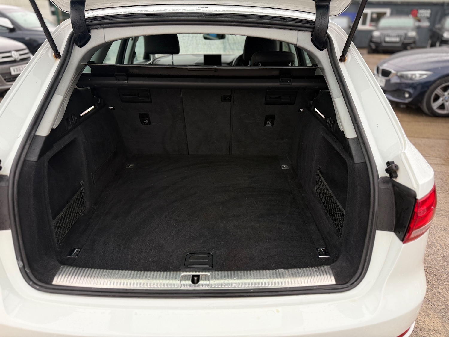 Used Audi A4 Avant 2016 for sale - 76313790: Photo 30