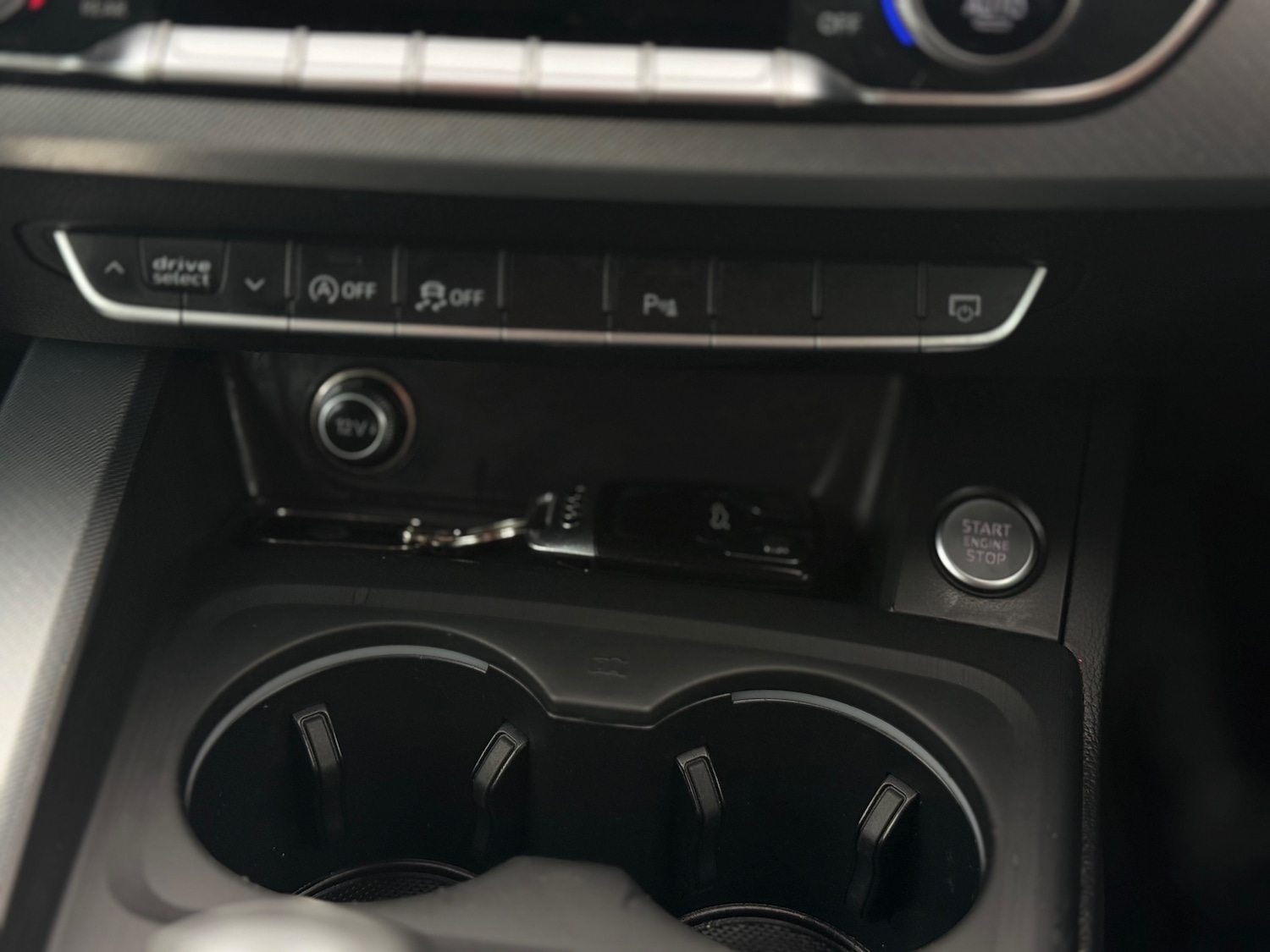 Used Audi A4 Avant 2016 for sale - 76313790: Photo 41