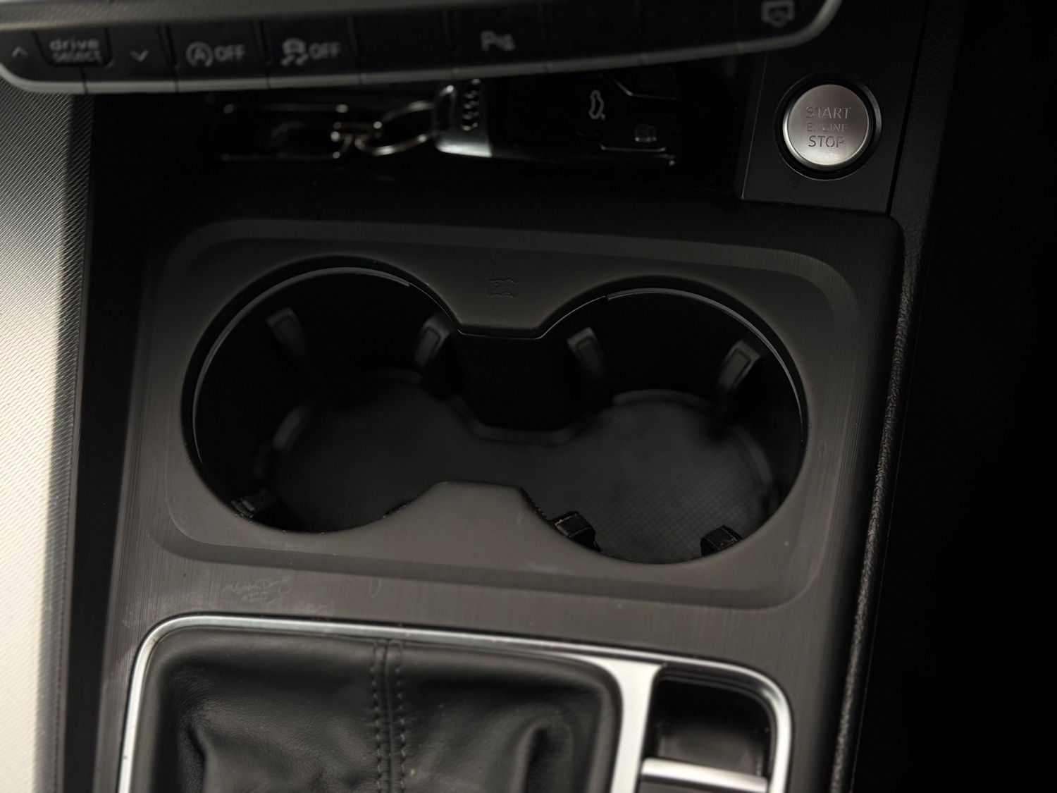 Used Audi A4 Avant 2016 for sale - 76313790: Photo 43