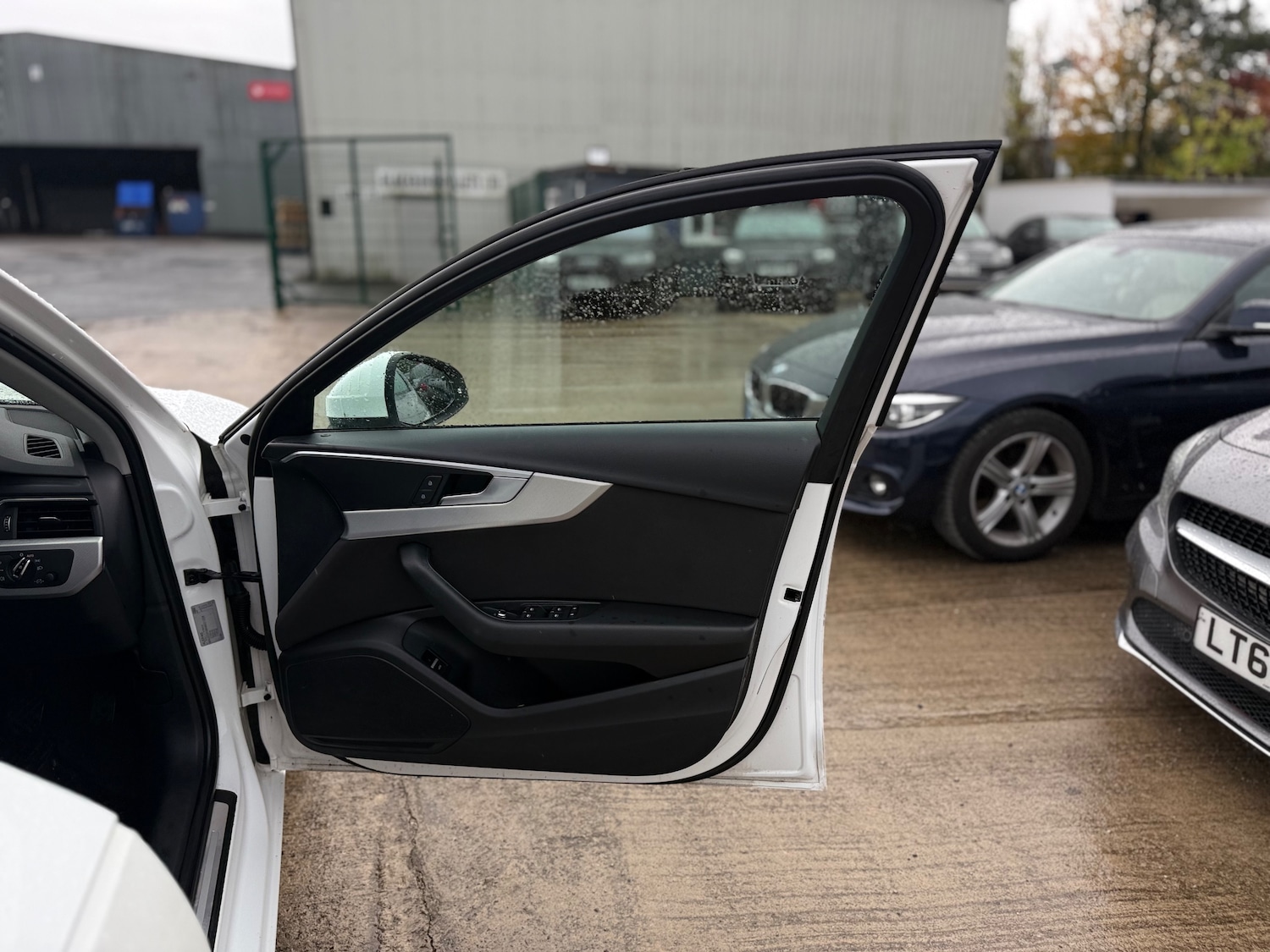 Used Audi A4 Avant 2016 for sale - 76313790: Photo 47